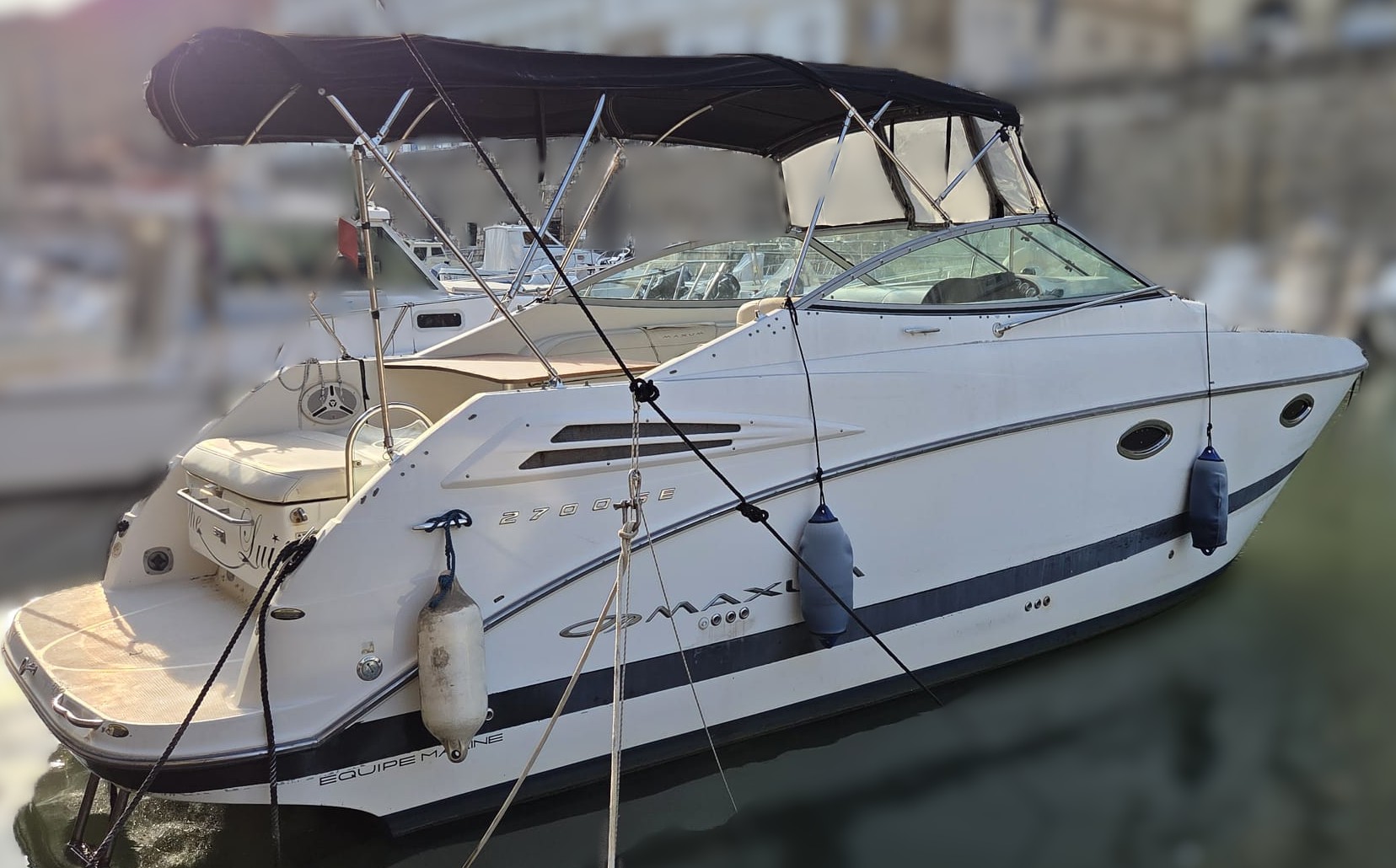 MAXUM 2700 SE + 300 hp MERCURY (2009)<br><a href=dettaglio.aspx?Id=109 >VAI ALLA SCHEDA</a>